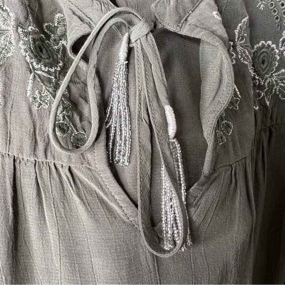 LUCKY BRAND / olive army green floral embroidered peasant popover blouse / S - Picture 4 of 7